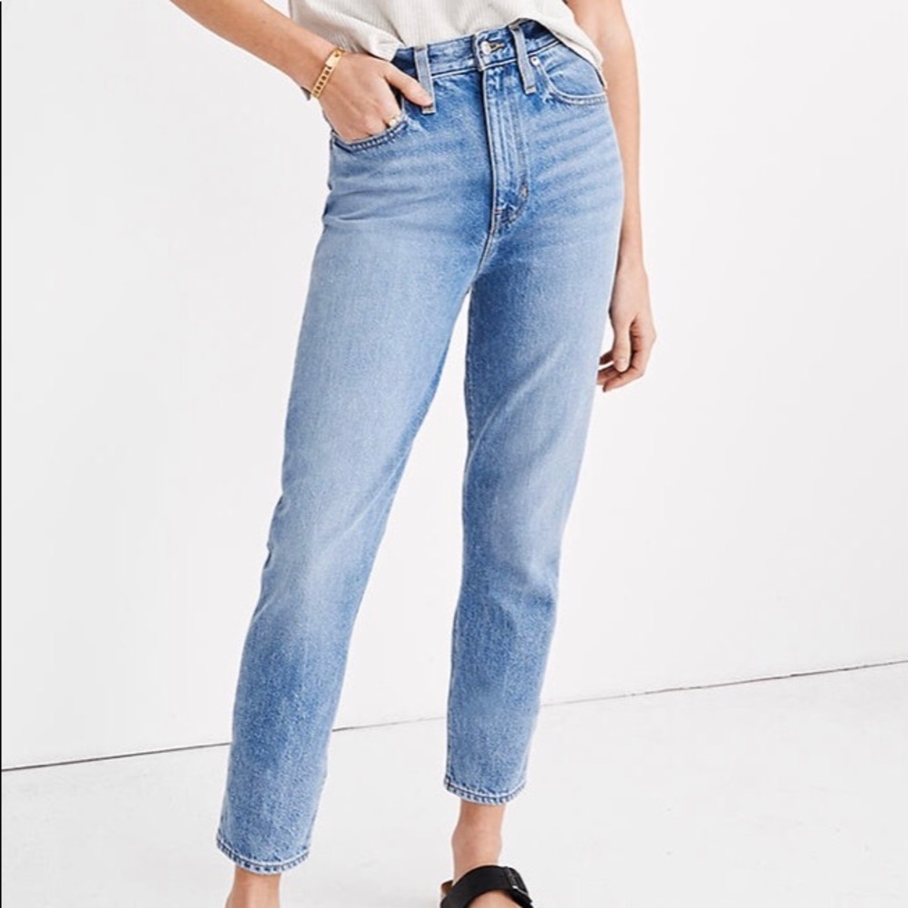 COPY - Madewell Mom jeans in Melva Wash